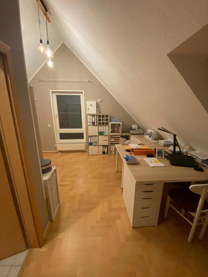 Gemutliches Zimmer Im Dachgeschoss Witten Luaran gambar